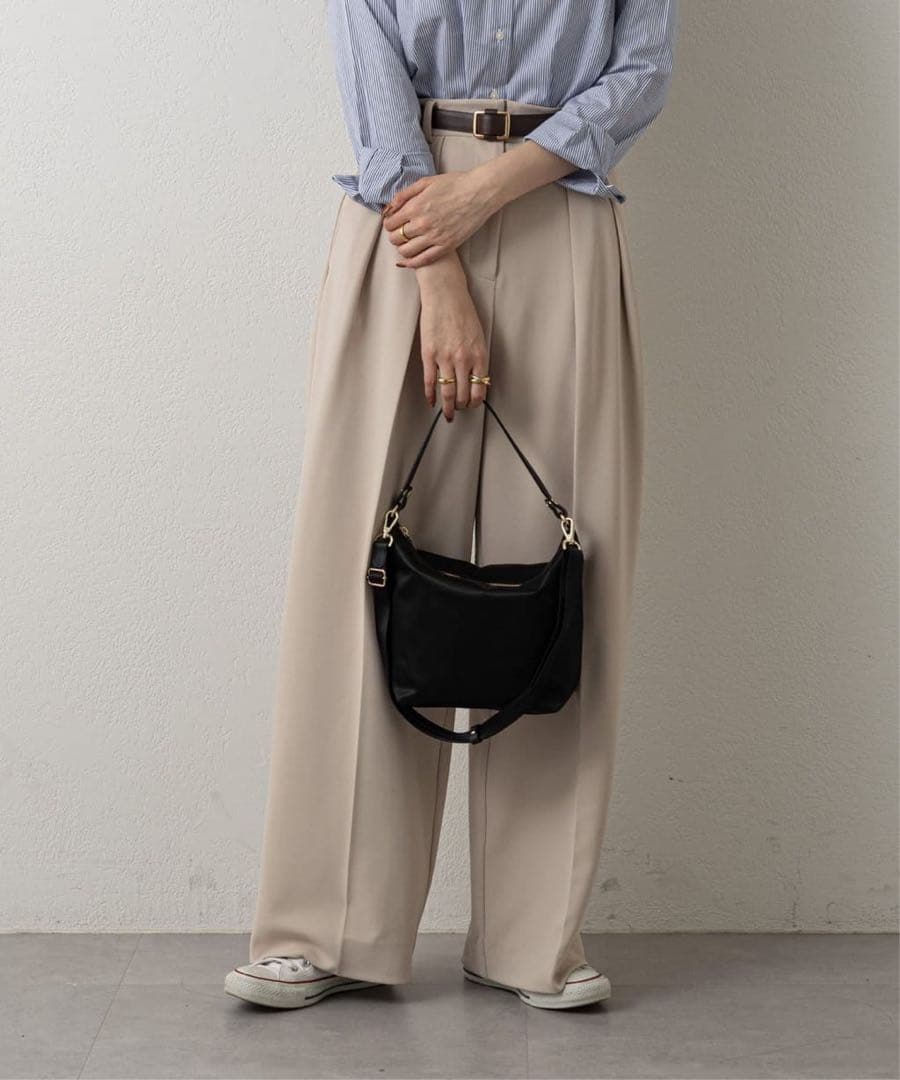 ほぼ未使用ラシット今期軽量ロングセラーシンプル2wayショルダーバッグ