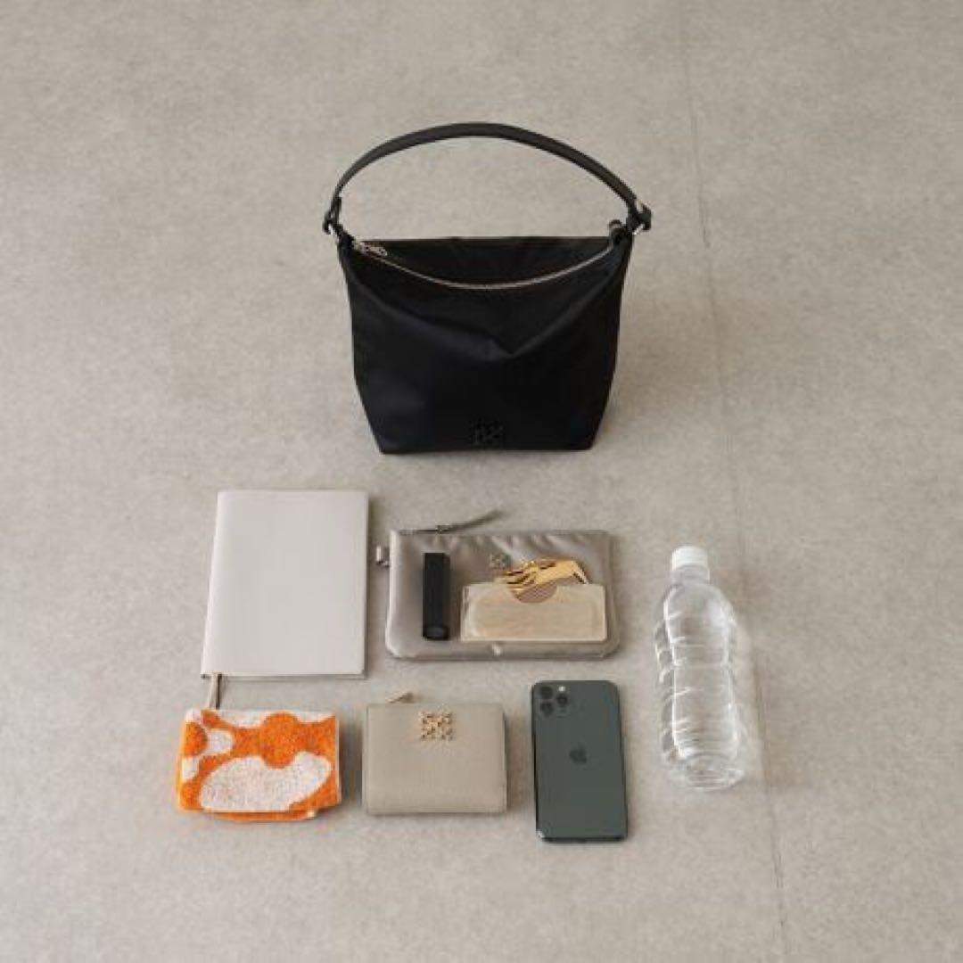 ほぼ未使用ラシット今期軽量ロングセラーシンプル2wayショルダーバッグ