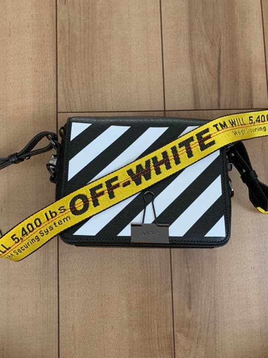 offwhite バッグ
