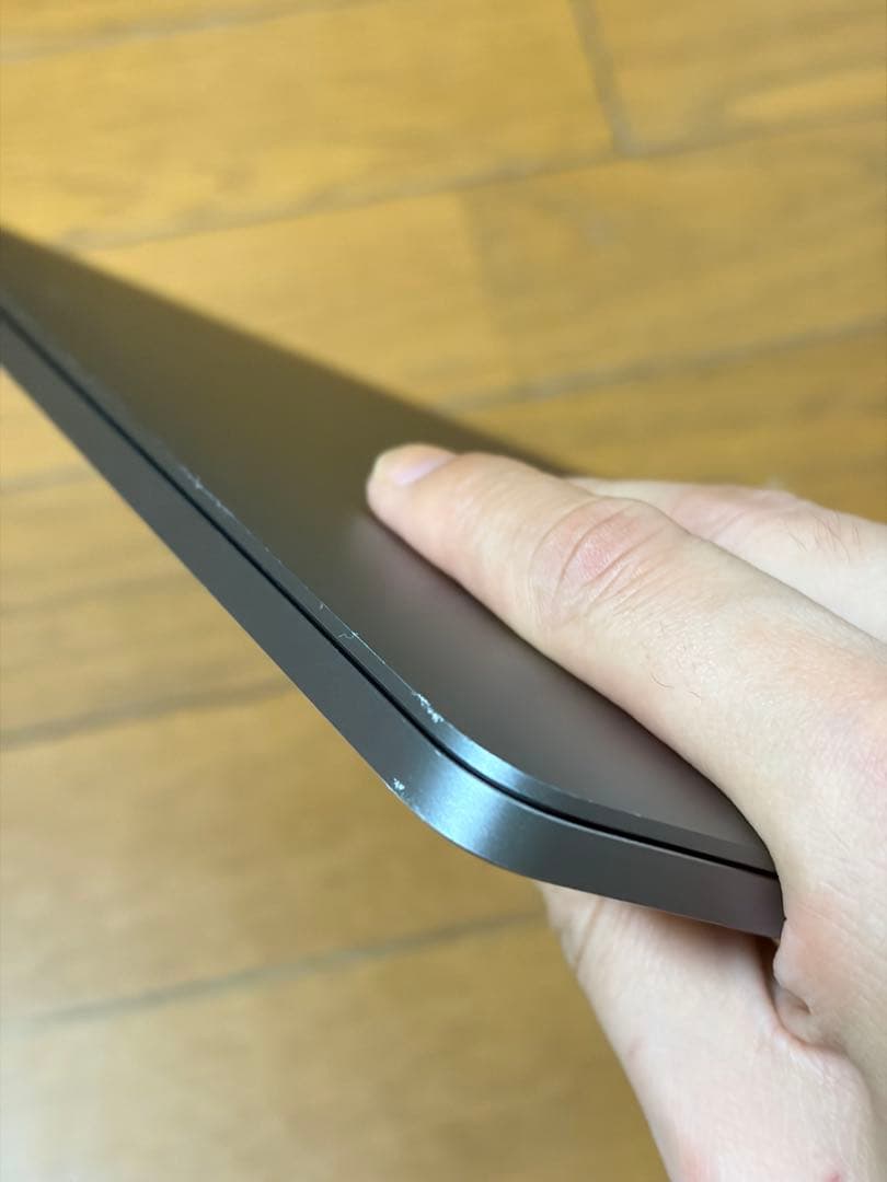 美品 MacBook Pro m1 8+256GB スペースグレイ
