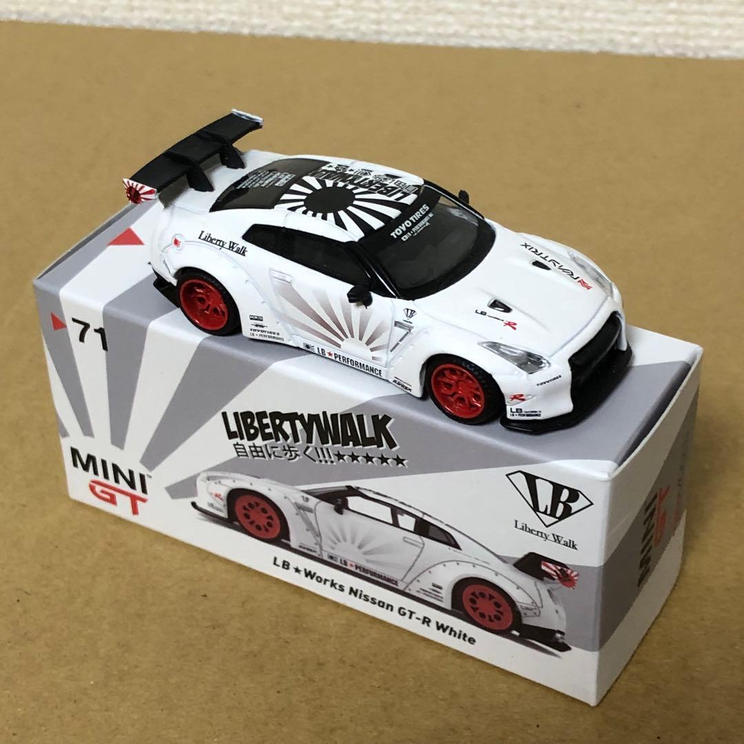 MINIGT ミニGT　トイザらス限定　LBワークス 日産GT-R　WHITE