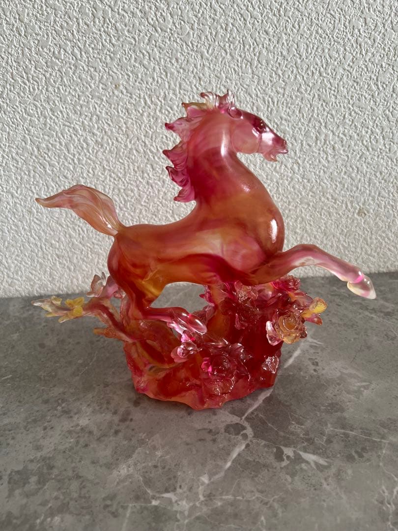 LIULI 琉璃工房 ★ 躍動する吉祥馬のガラス彫刻 ★立身出世 開運 事業成功