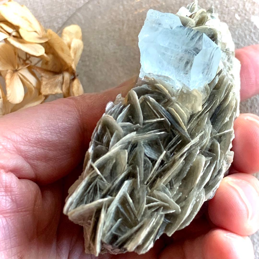 アクアマリン×モスコバイト共生標本-5