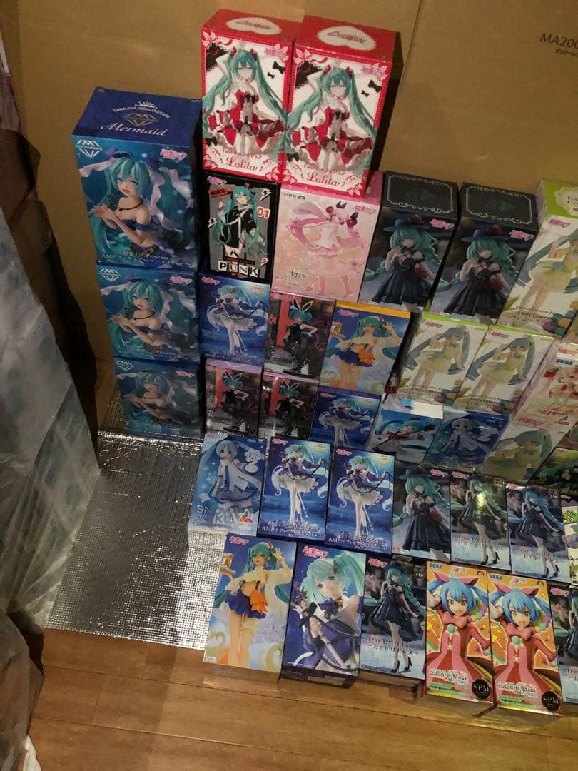 初音ミク　フィギュア　AMP マーメイド　桜ミク　おでかけ　fashion50個