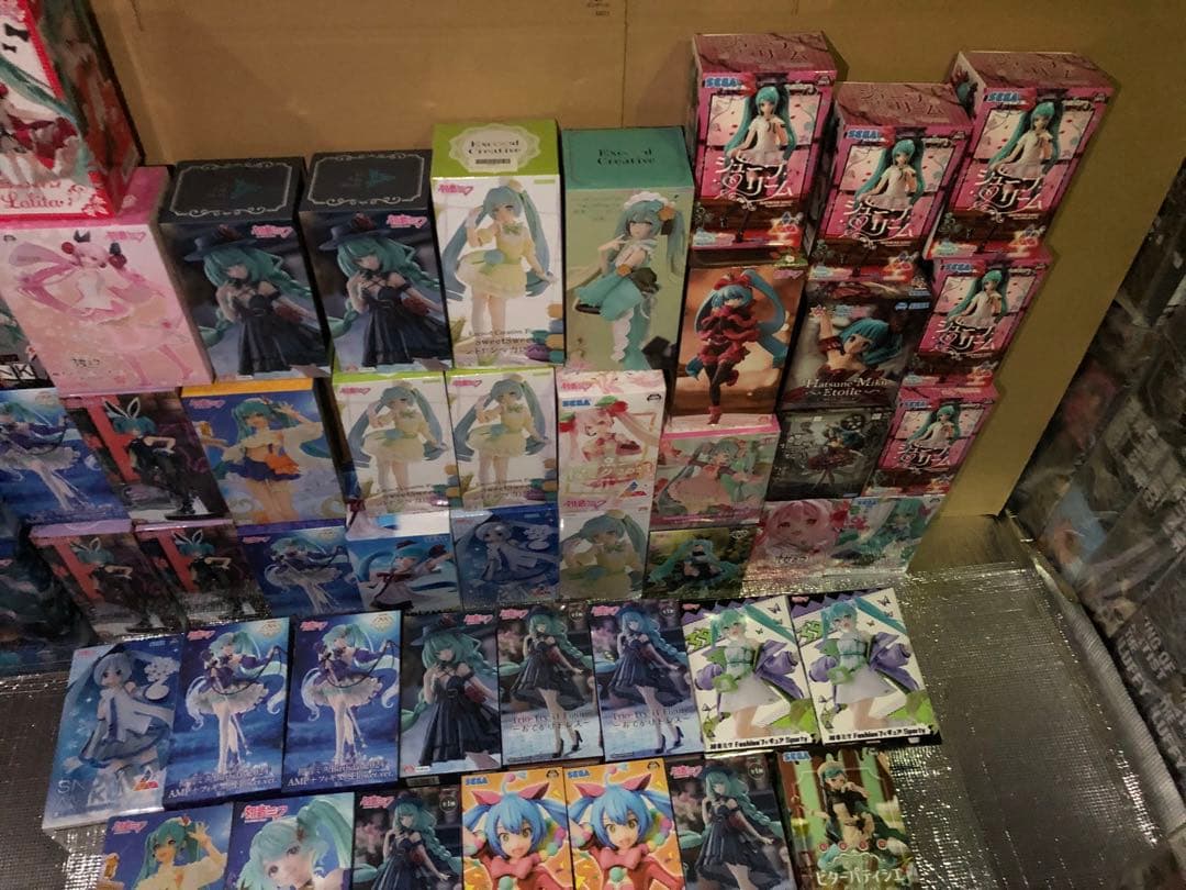 初音ミク　フィギュア　AMP マーメイド　桜ミク　おでかけ　fashion50個