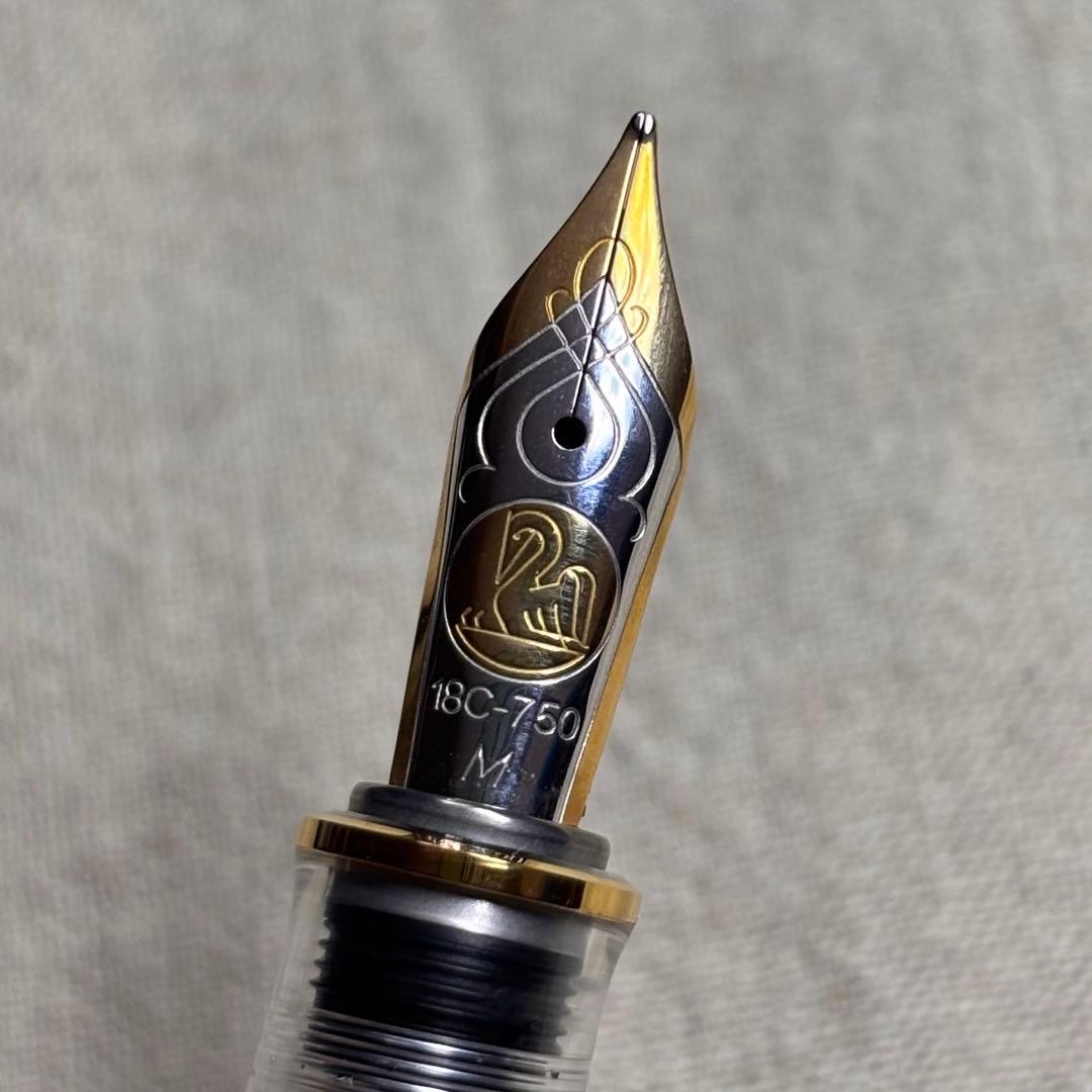 PelikanスーベレーンM800デモンストレーター万年筆刻印有18C-750M