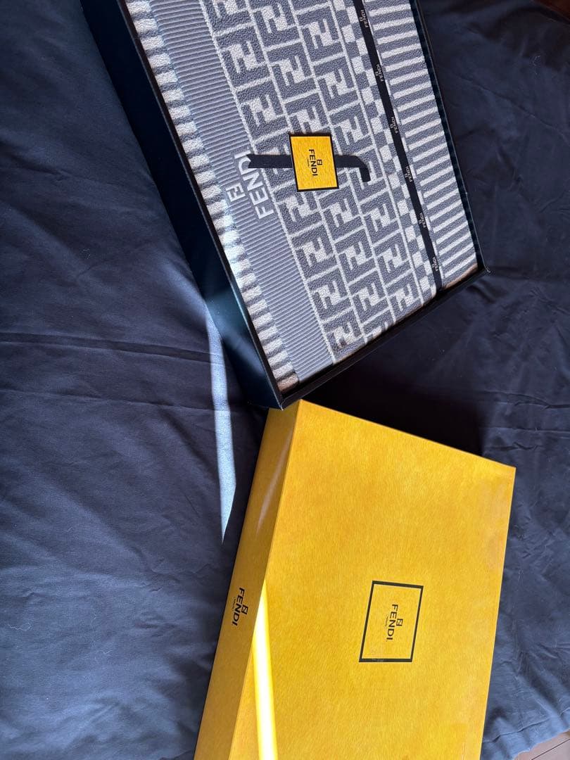 フェンディ　バスタオル　新品未使用 箱入り