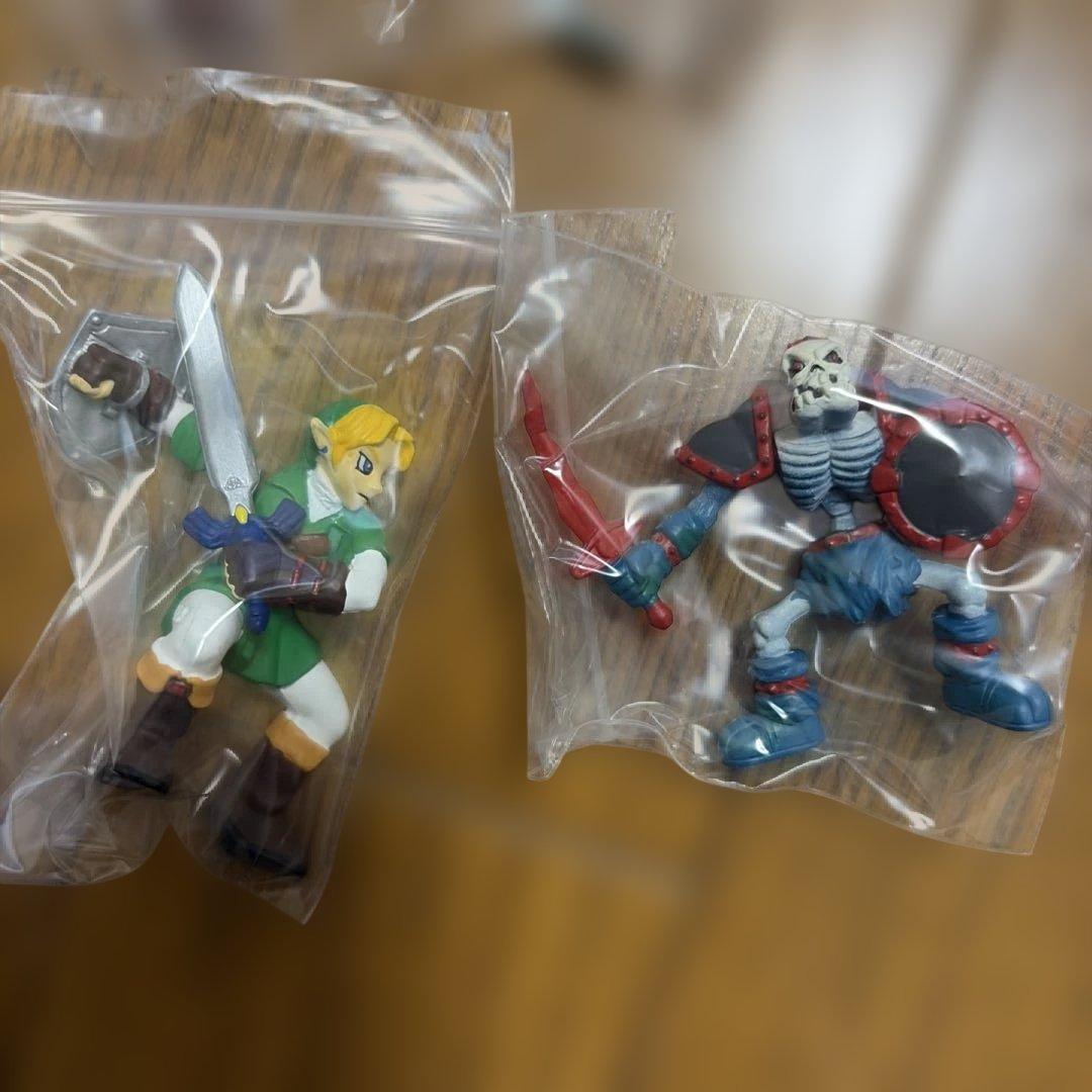 ★台紙付き！ゼルダの伝説　時のオカリナ　リアルフィギュアコレクション　全４種