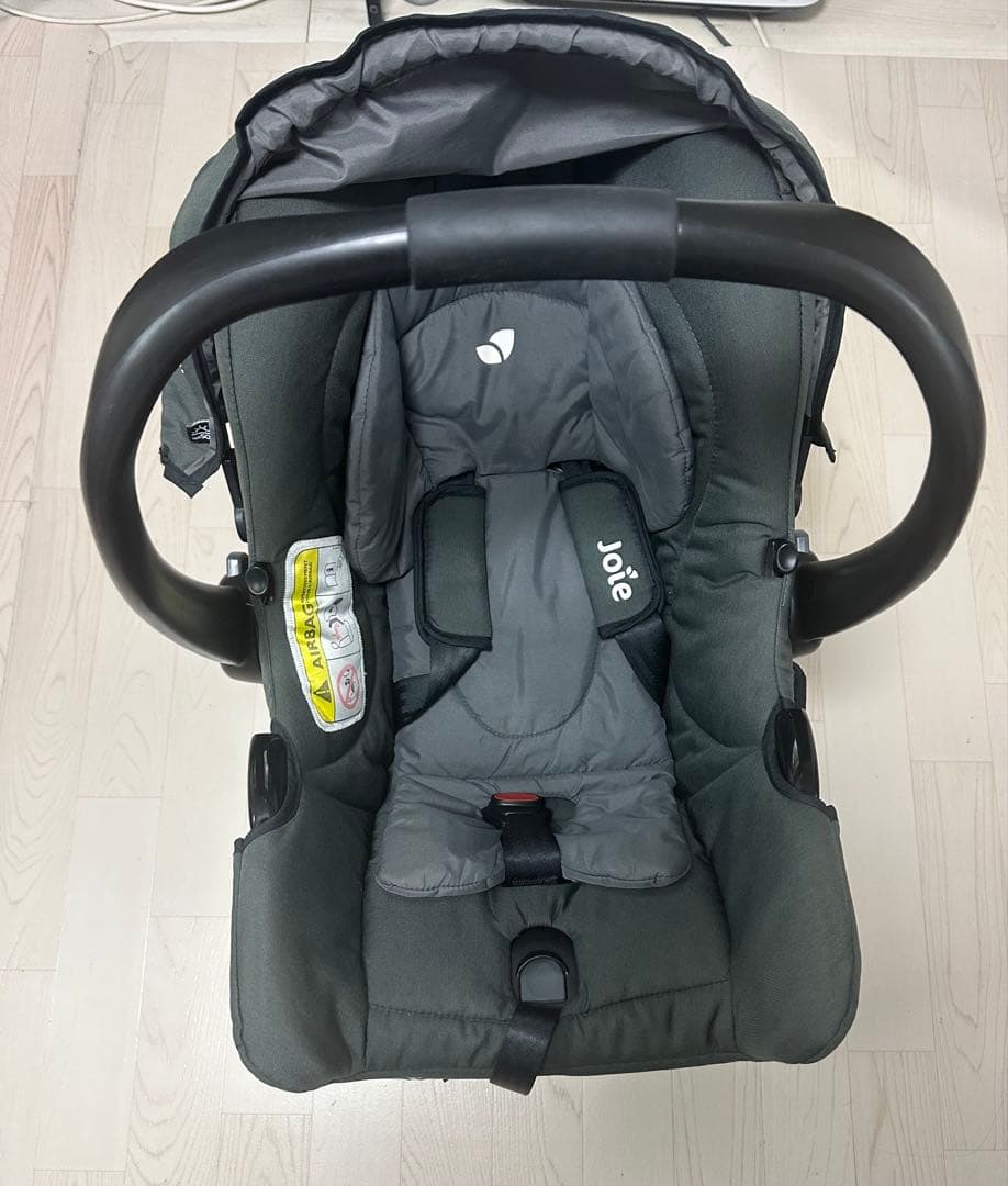 w*e様 Joie 車用チャイルドシート グレー