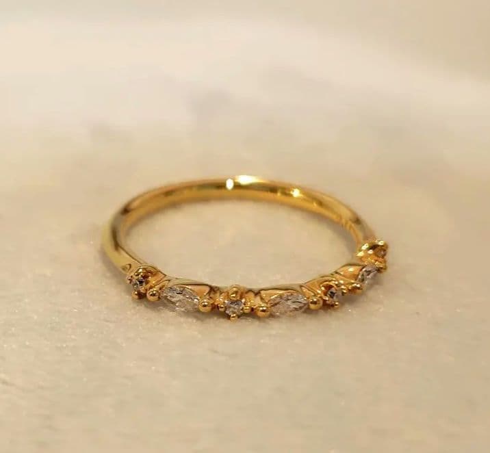 【18金】STAR JEWELRY ダイヤモンド　0.11ct