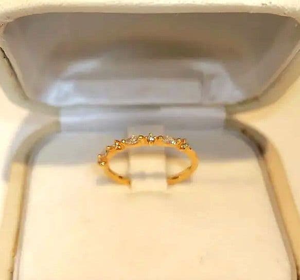 【18金】STAR JEWELRY ダイヤモンド　0.11ct