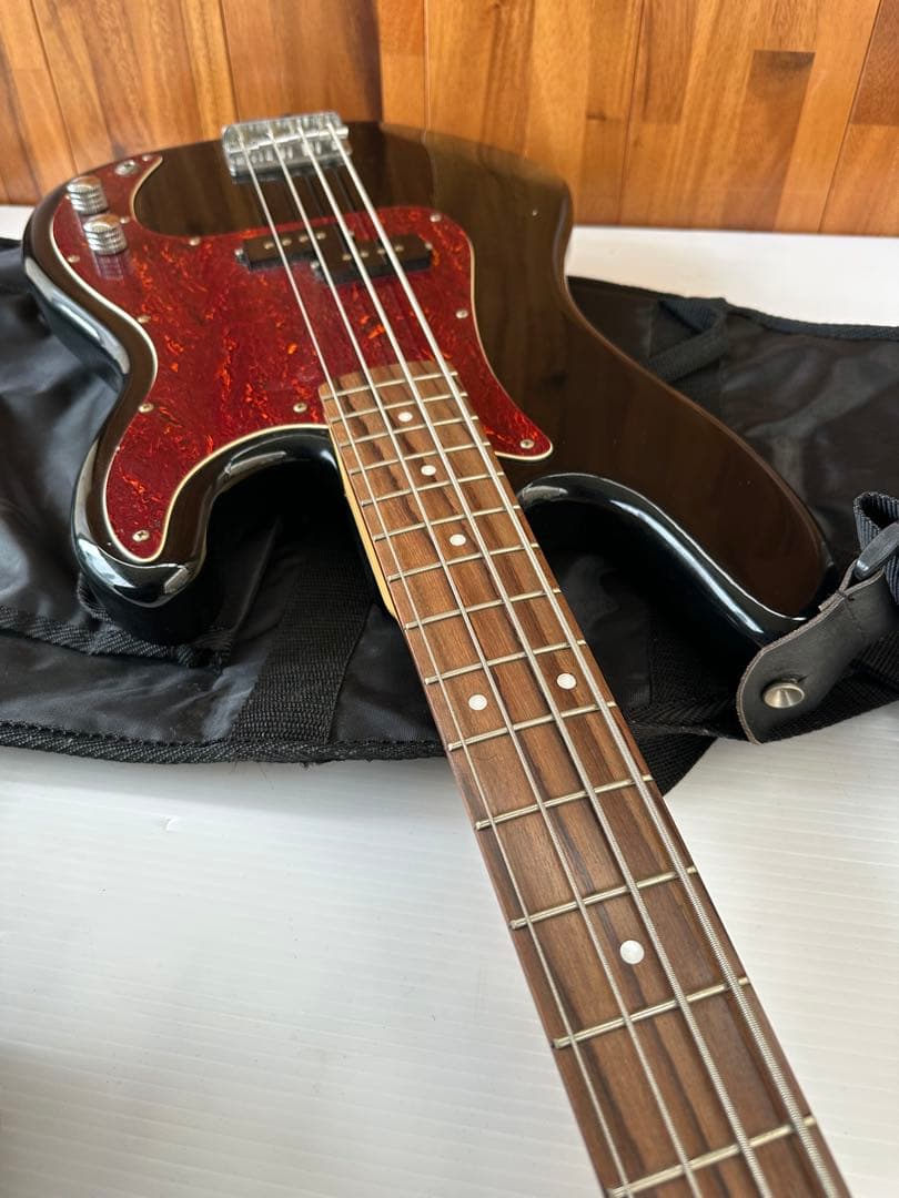 Photogenic エレキベース MADE IN CHINA(a33)