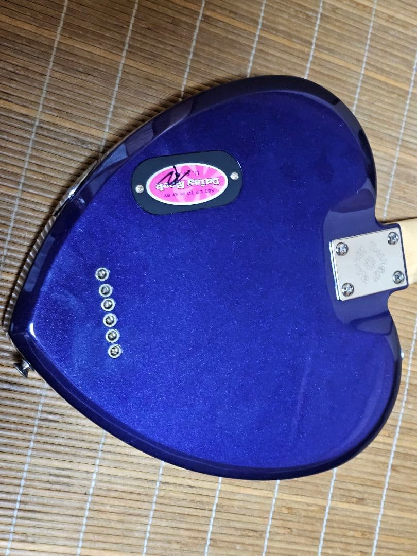 【エレキギター】ハート型 DAISYROCK デイジー ロック + おまけ付き