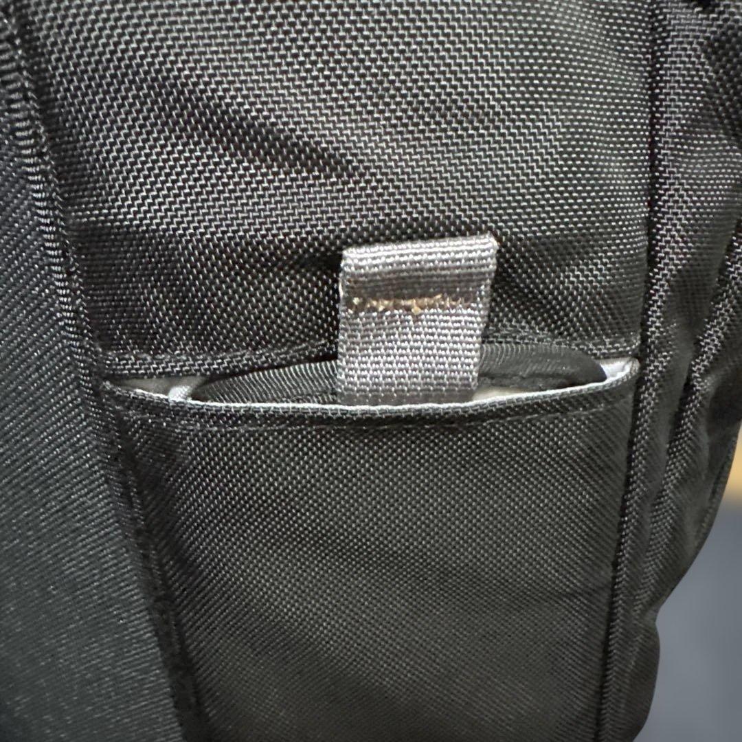 Patagonia キャリーバッグ 35L 機内持込可 タイヤ難あり