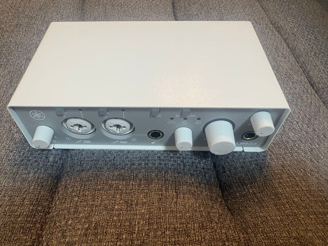 【未使用品】オーディオインターフェース UR22MK3 W【コード付き】