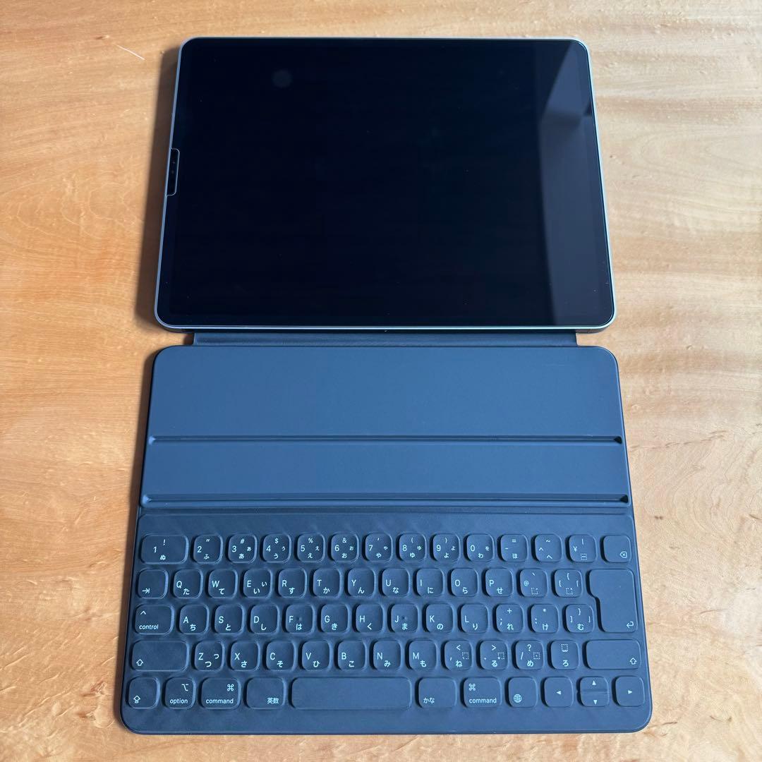 iPad Pro/第6世代/128GB/WiFi/純正キーボード付/aplケア付