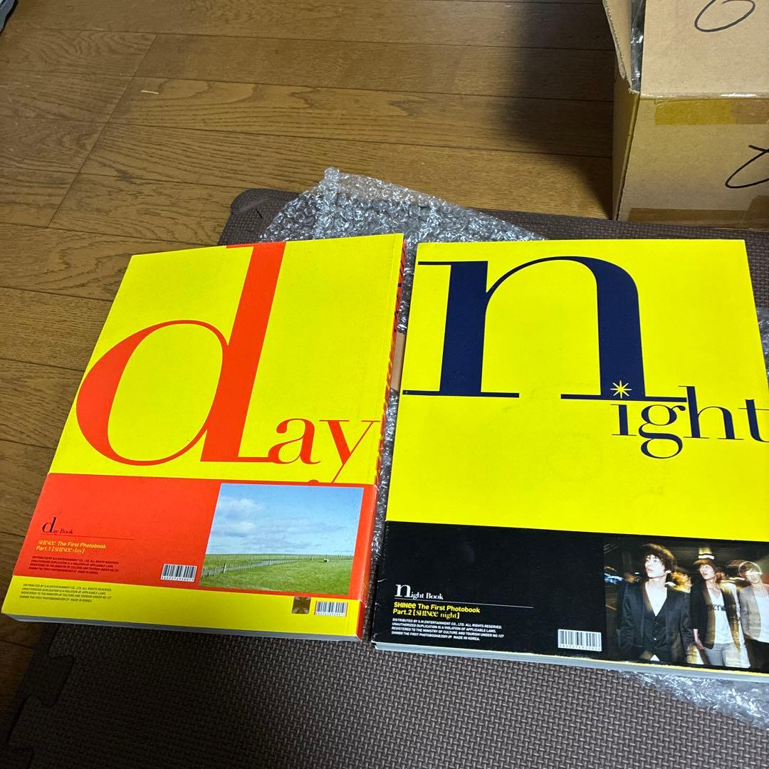 ‼️‼️超希少品5人全員直筆サイン入‼️‼️SHINee シャイニー写真集