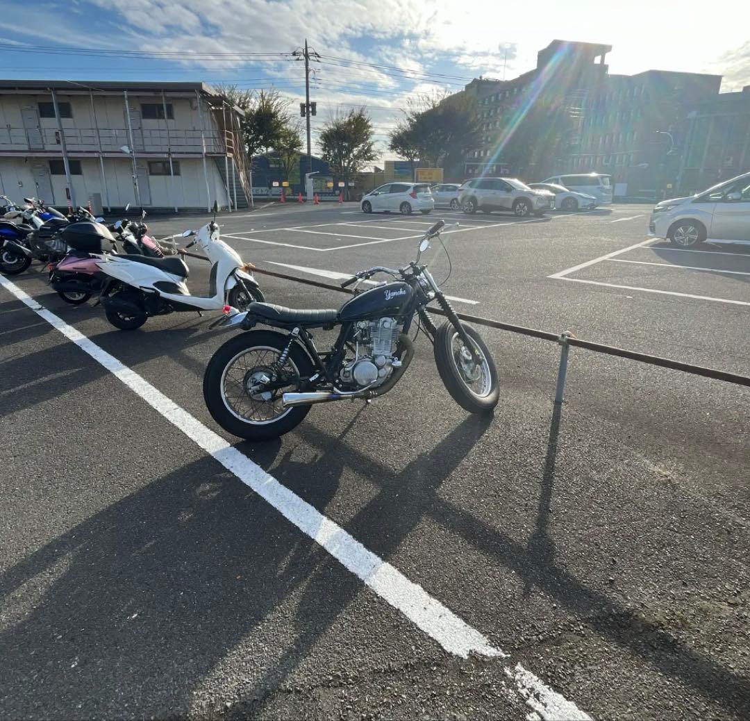 sr400 純正タンク 黒 2型 オリジナルペイント