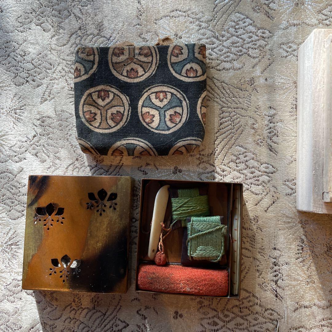 裁縫銅製小箱　更紗