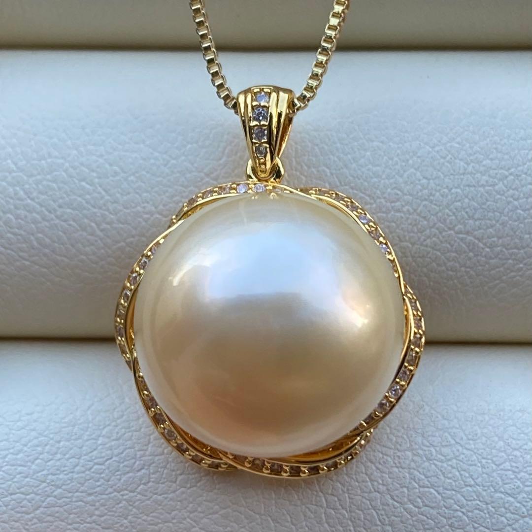 本真珠　南洋白蝶真珠ネックレストップ　15.3mmシャンパンゴールドPT753