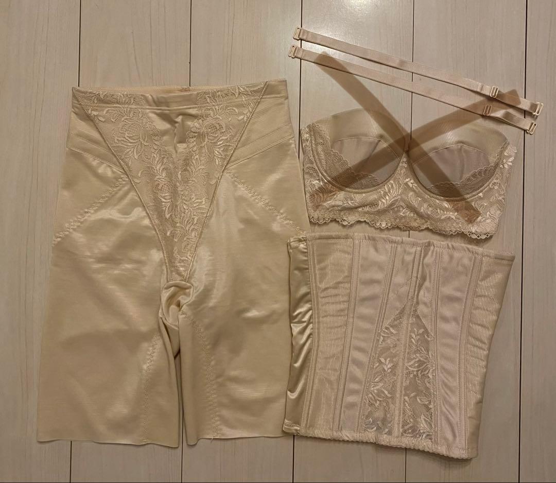 【美品】アールイズウェディング ブライダルインナー 2点セット