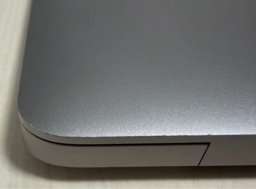 MacBook Pro スペースグレー Retina ディスプレイ