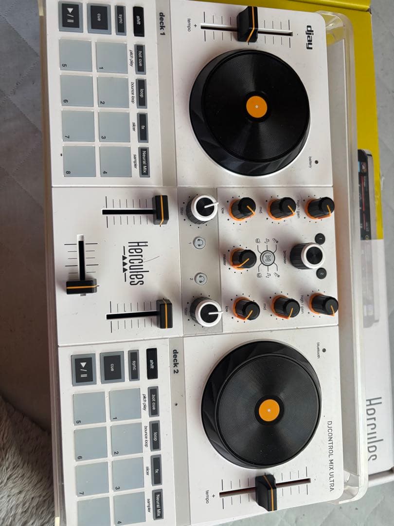 Hercules DJ Control Bluetooth コントローラー