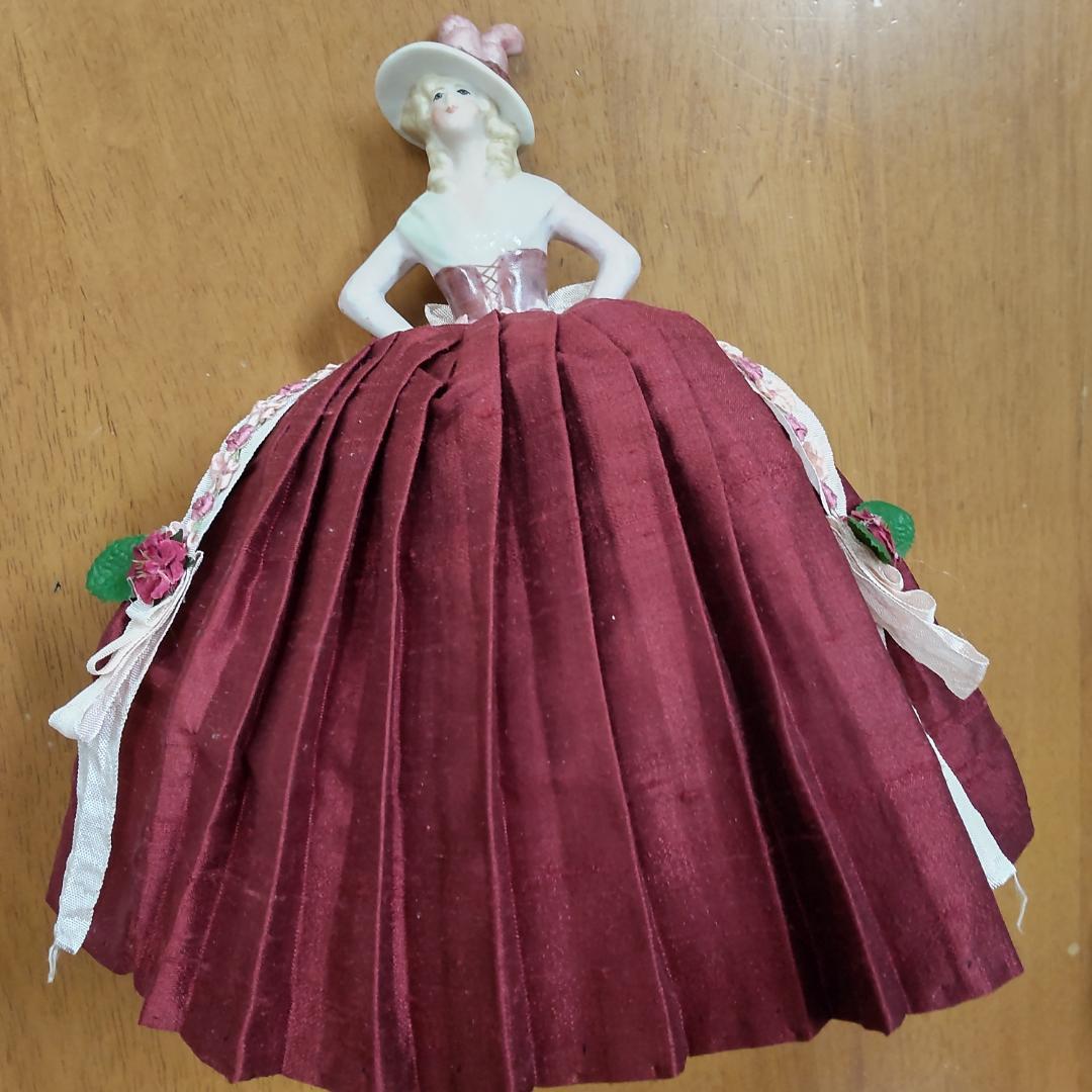 ハーフドール　ピンクッション　ボルドー