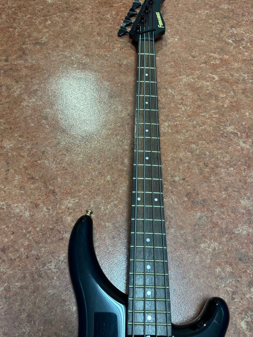 フェルナンデス ベース 90年代