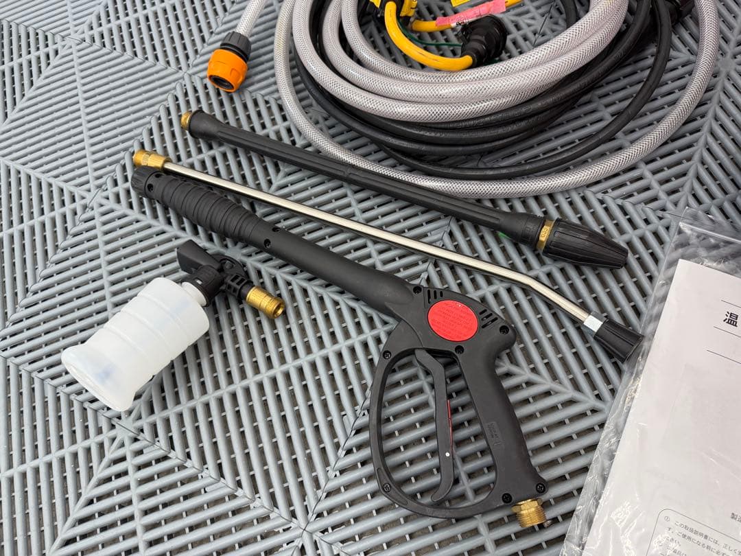 未使用　高圧洗浄機　フルテック　電動式　温水洗浄機FT100 60hz