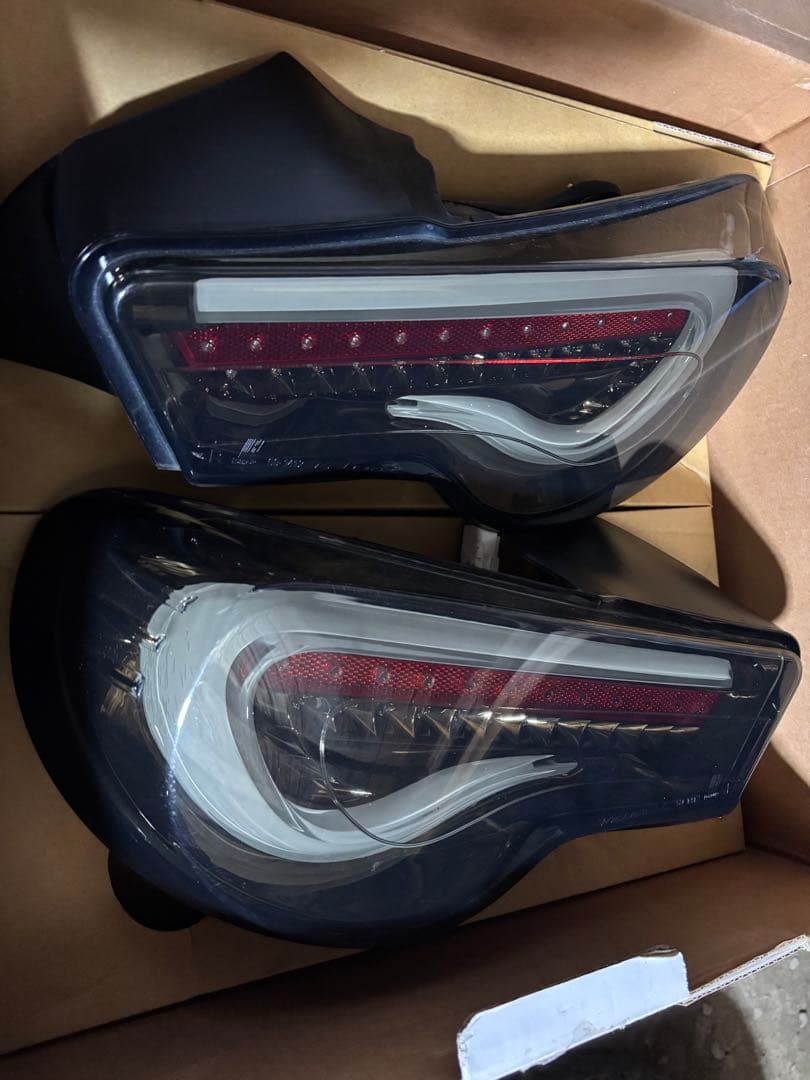 VALENTIスモークテールランプ 86 ZN6