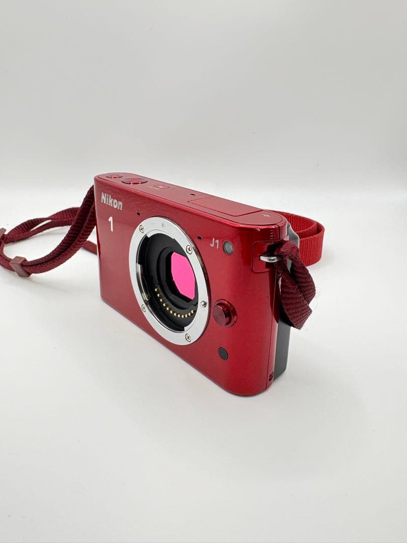 Nikon1 J1 ミラーレス一眼カメラ　本体