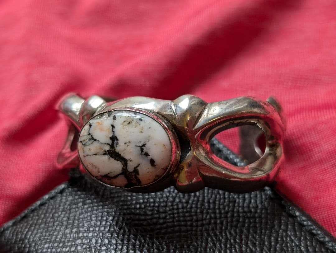 l*r様 ホワイトバッファロー STERLINGシルバー バングル