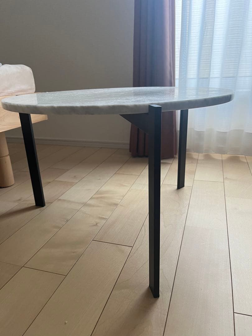 アルモニア テーブル