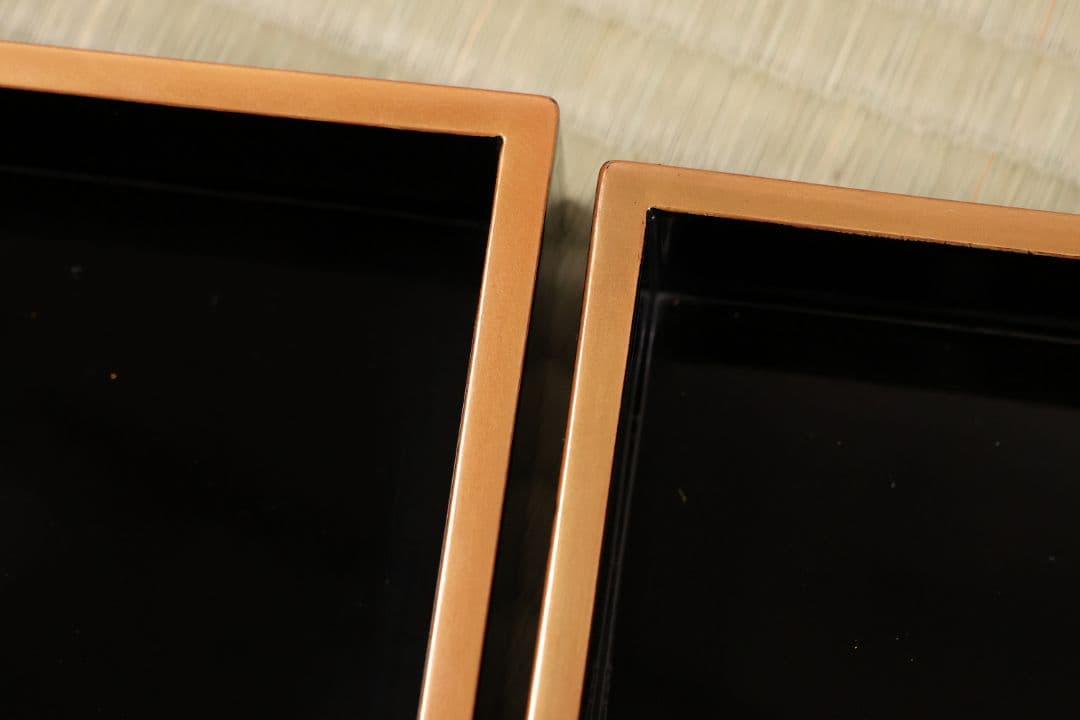 木製 松と海老 蒔絵 重膳一組 在銘 四方盆 大小二枚 香雲？【MA746】