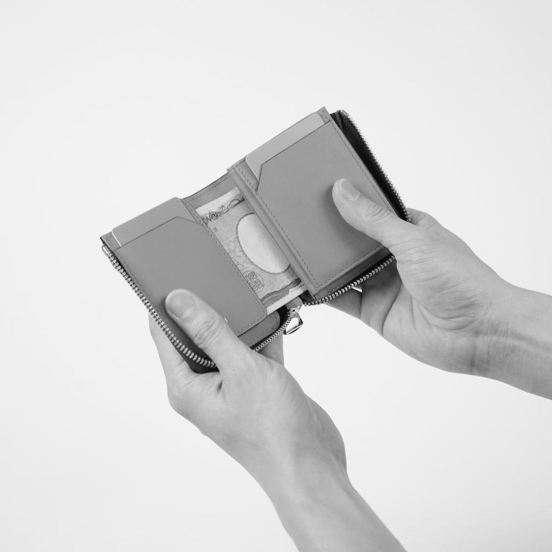 引*◎様 【未使用品】CRISTY VERY COMPACT WLT .5 限定