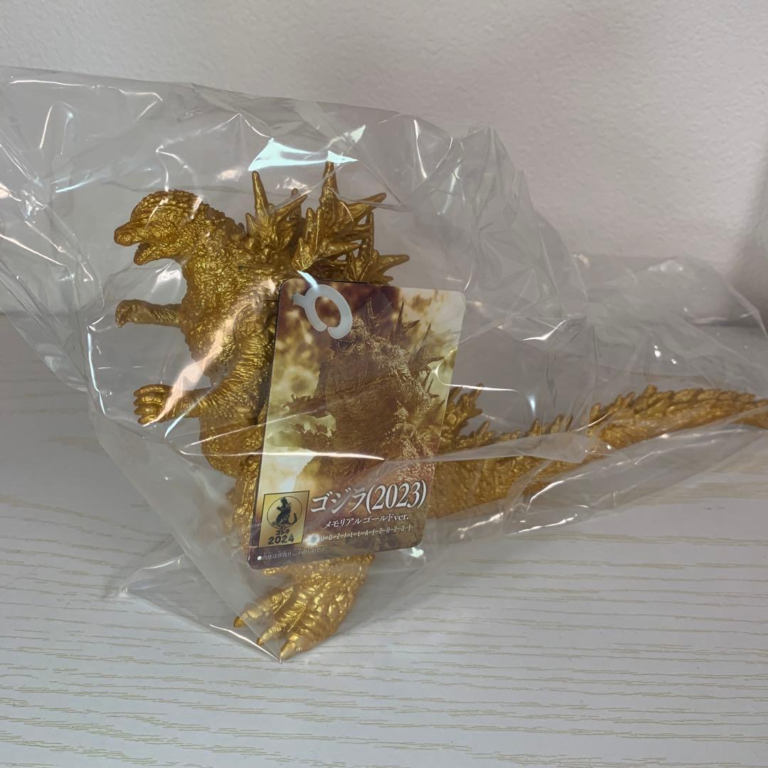 ゴジラ フィギュア 2023 ゴールド