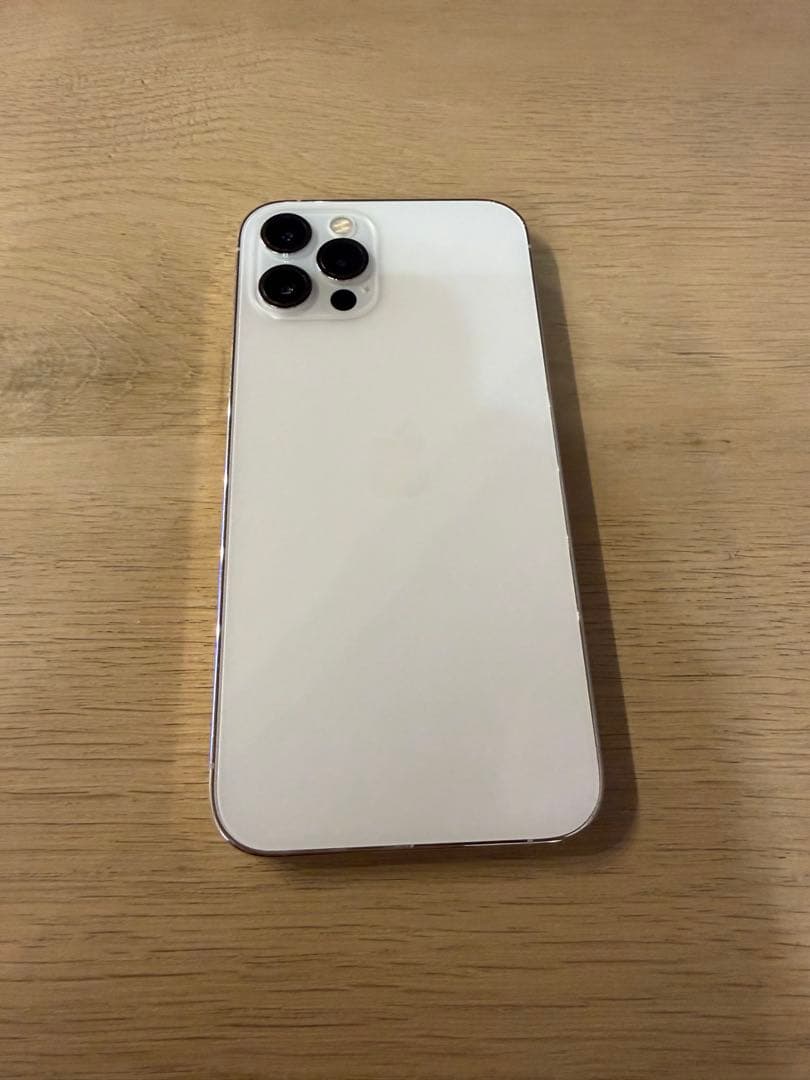 Apple iPhone 12 Pro ホワイト 本体