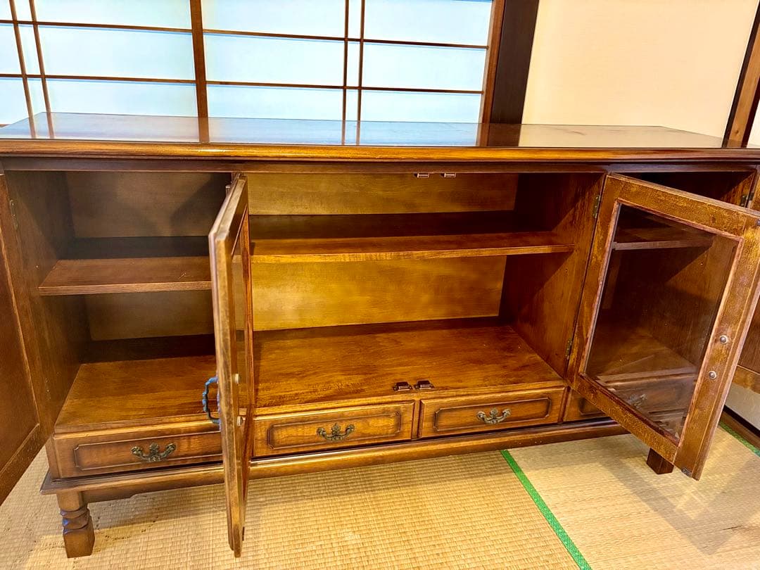 【カリモク】コロニアル　サイドボード　リビングボード　キャビネット