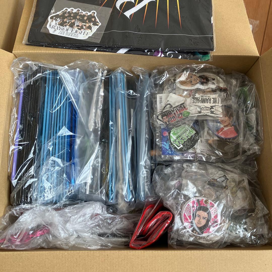 LDH グッズ カード アクスタ フォトキー バッジ 大量 まとめ売り