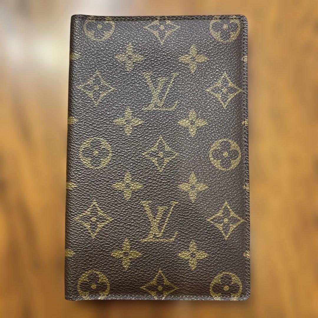 ルイヴィトン　パスポートケース　M60176