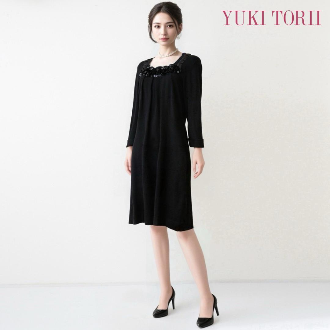 ♪当日発送可能【美品】ユキ　トリイ　シルク混　セレモニー　40　黒