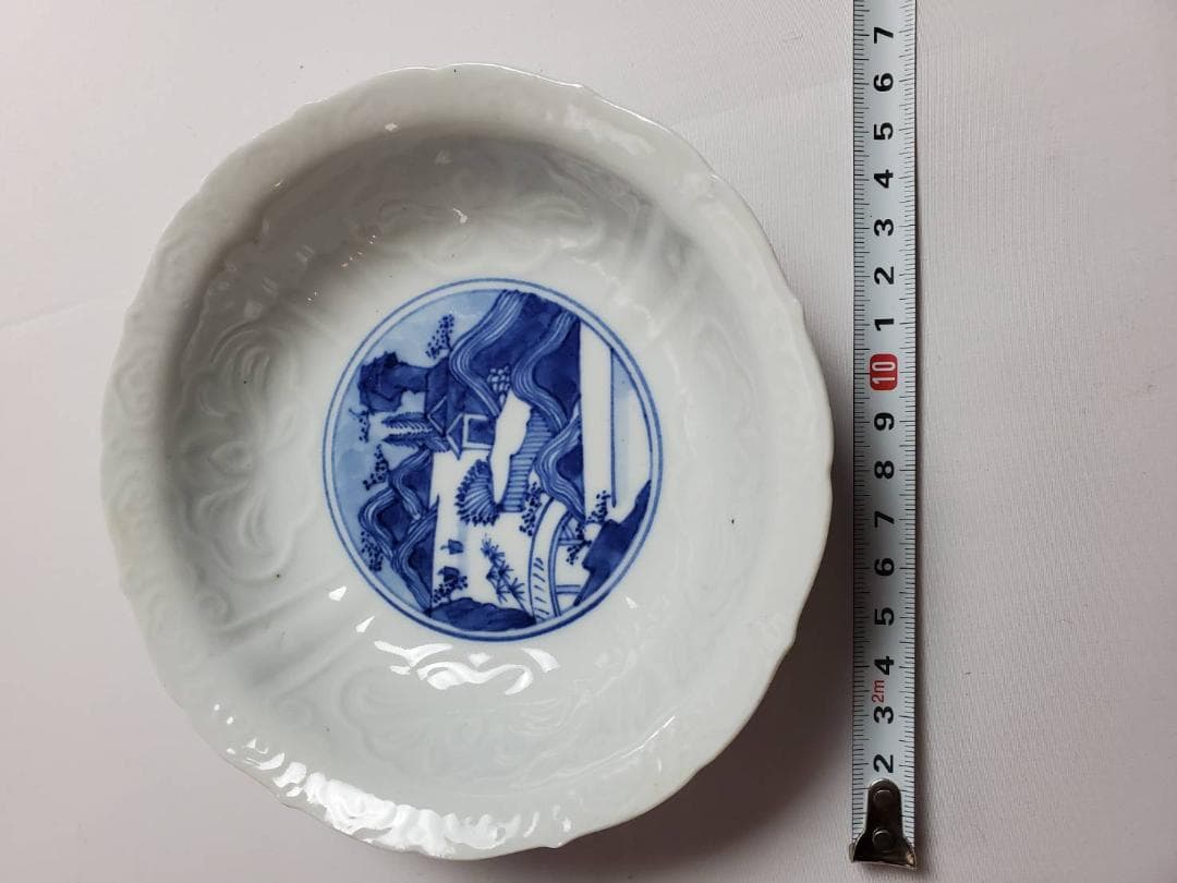 伊万里陽刻染付なます皿　渦福