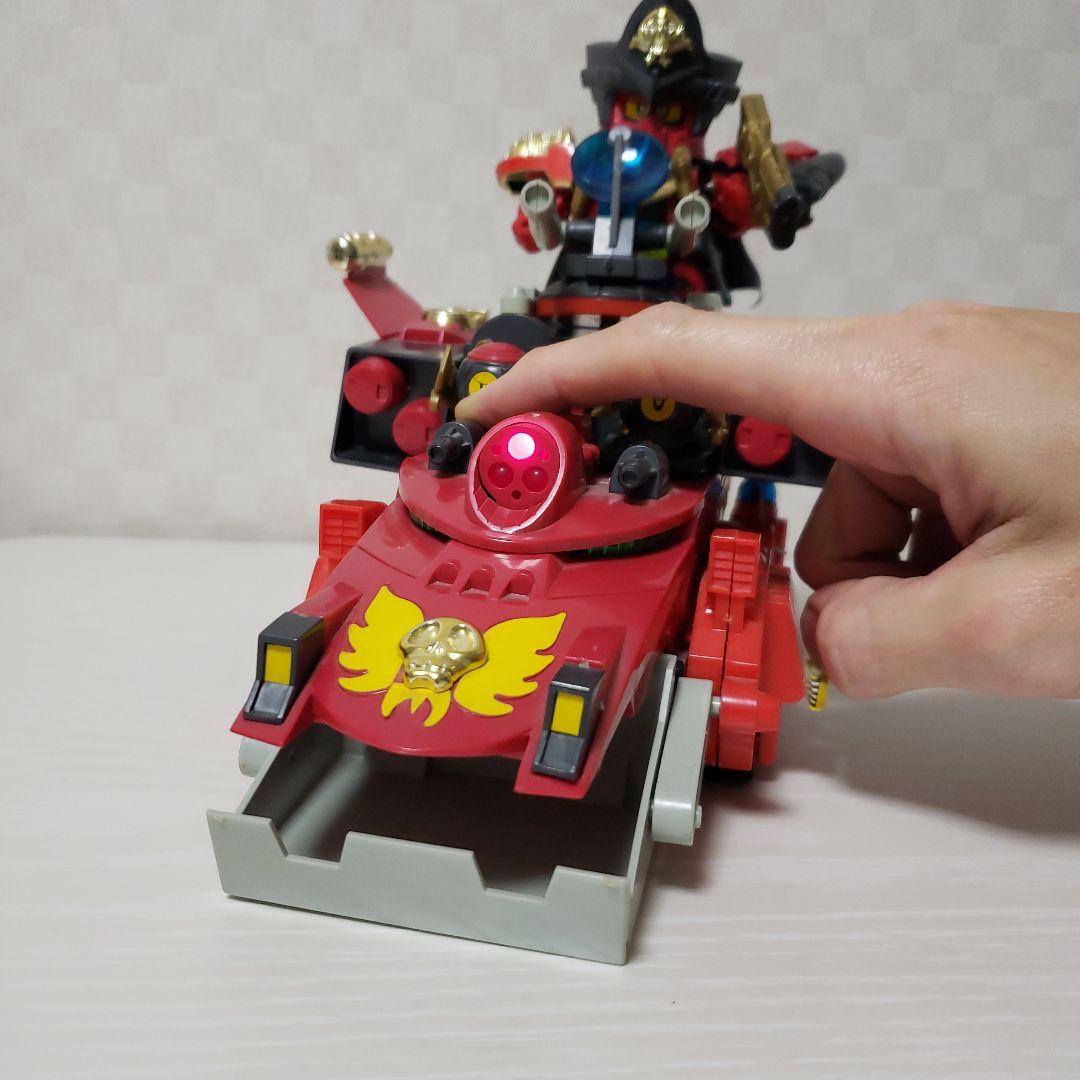 バンダイ元祖SDガンダム　コスモブレイザー　キャプテンレッド　ジャンク品