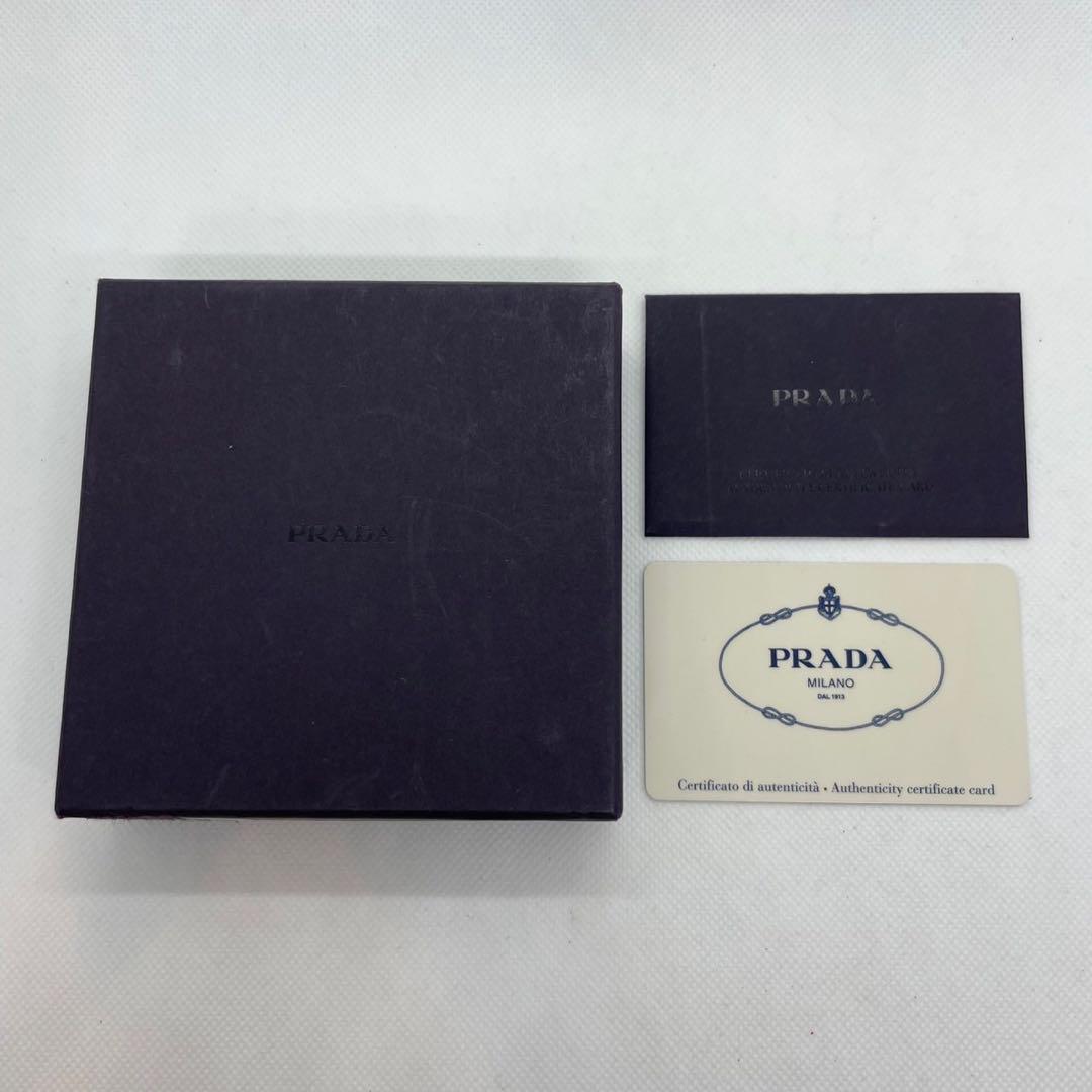 【未使用級/付属品完備】プラダ ケース レザー ラウンドファスナー 青