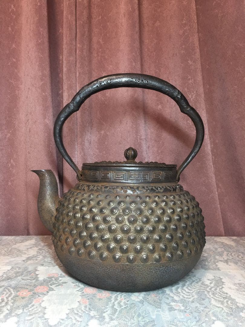 南部鉄瓶　骨董大きな鉄瓶