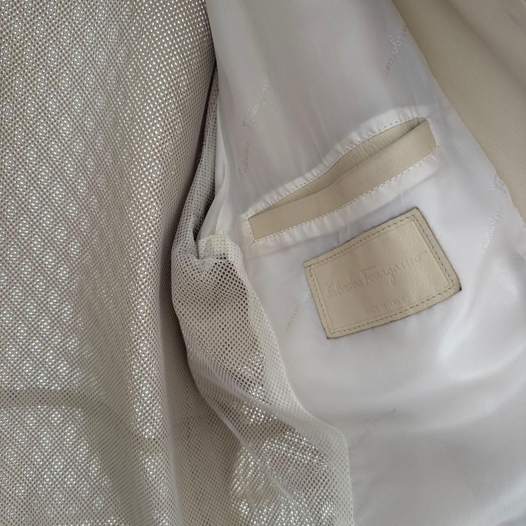 フェラガモ レザージャケット