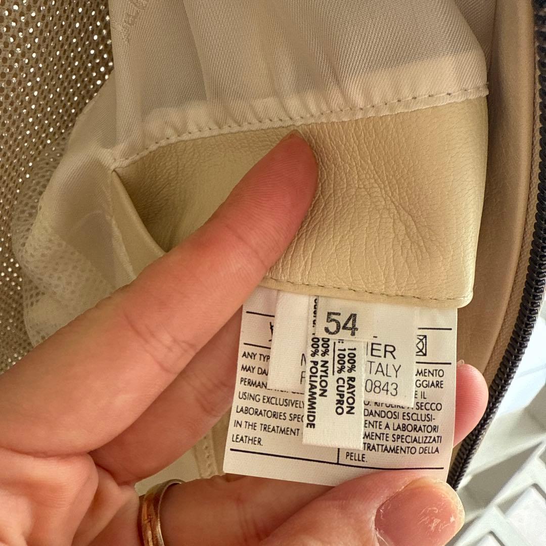 フェラガモ レザージャケット