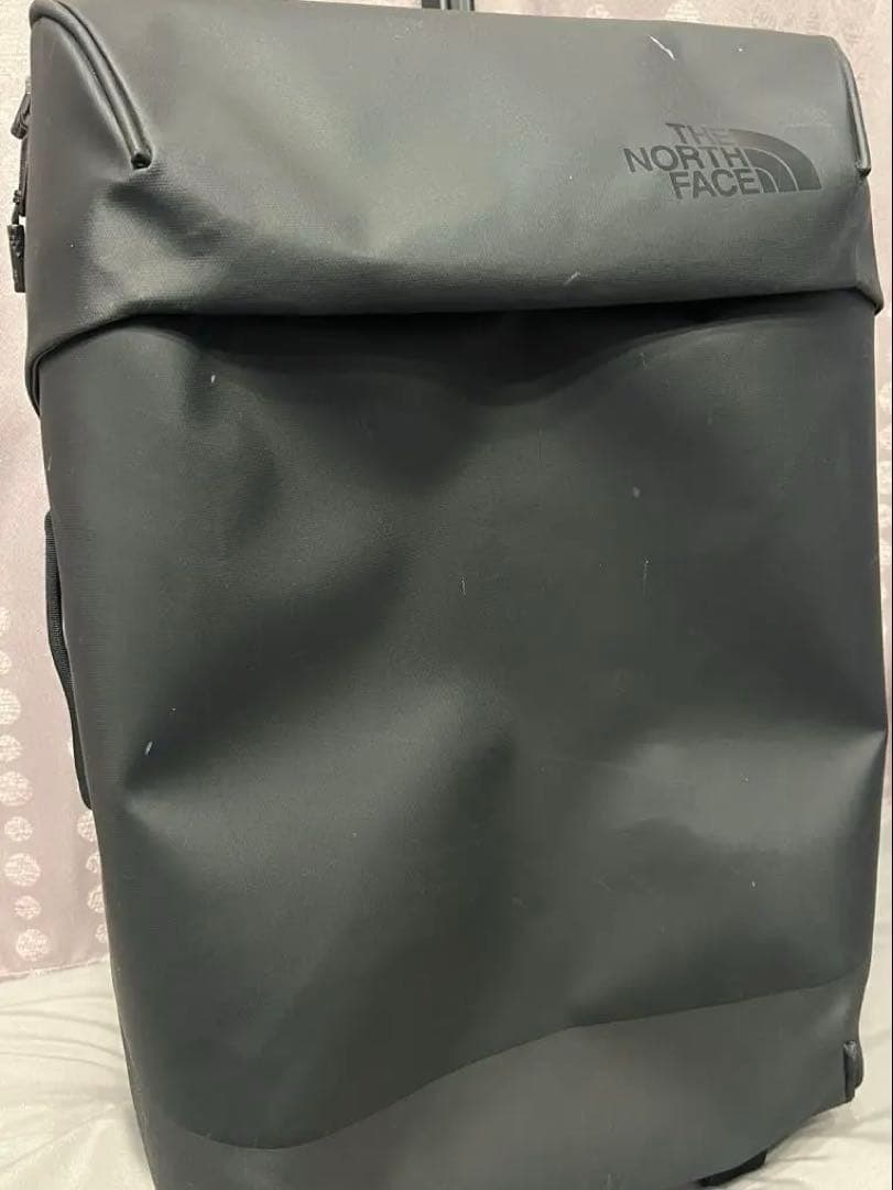 THE NORTH FACE ブラック キャリーケース　ストラトライナー