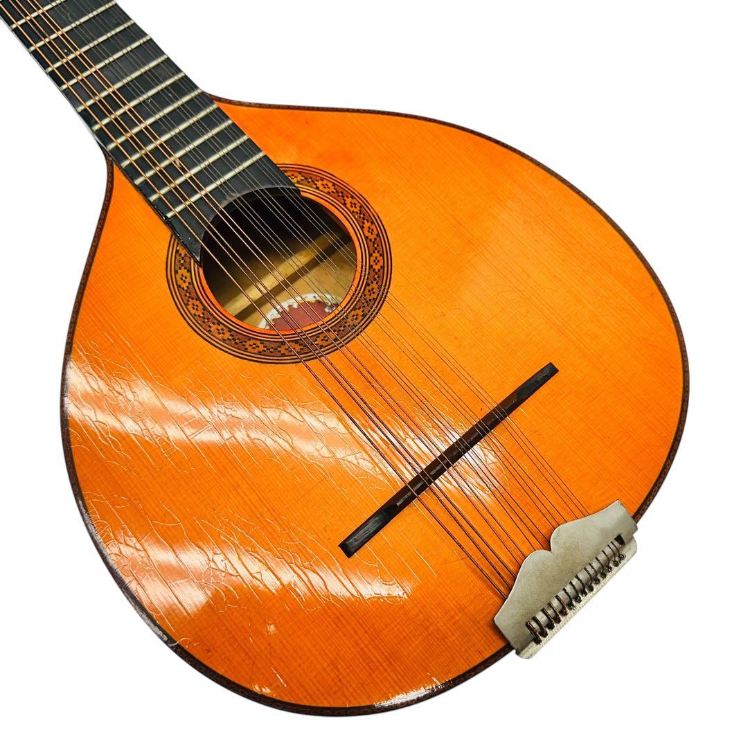 BANDURRIA バンドゥリア　フラットマンドリン